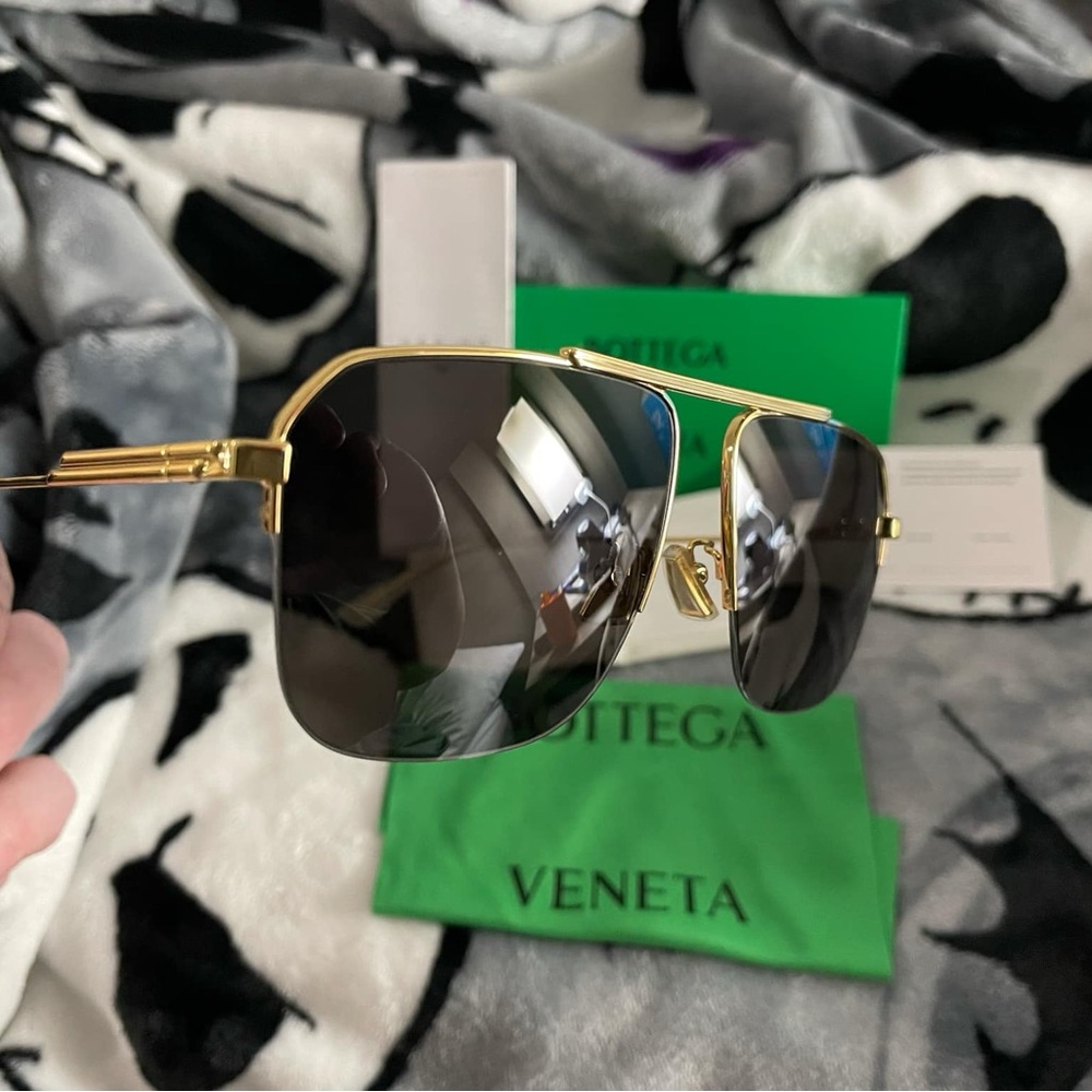 Bottega Veneta sunglasses
